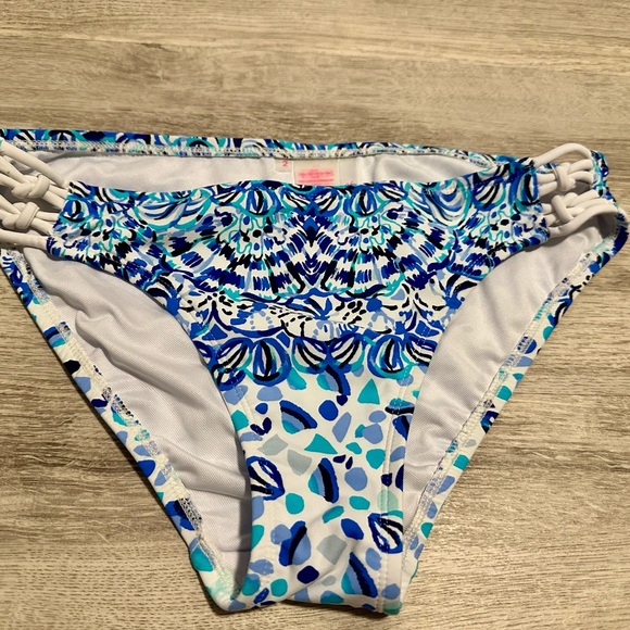 Lilly Pulitzer  Bikini - Picture 7 of 9